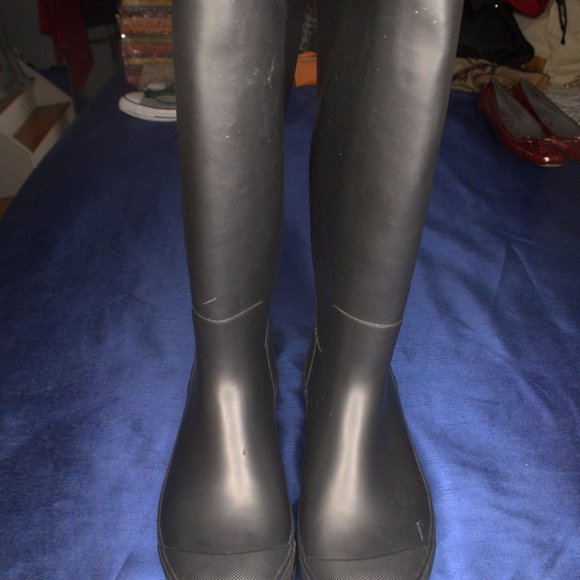Leather Burberry Rain Boots Lined with Fabric Signature Checker Design Sz. 11 - Picture 2 of 6